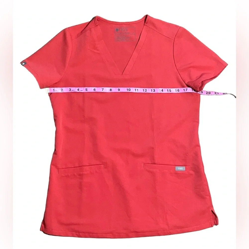 ❤️🧡 FIGS Casma™ Three-Pocket Scrub Top XS Limited Edition color Clay EUC - Picture 5 of 16